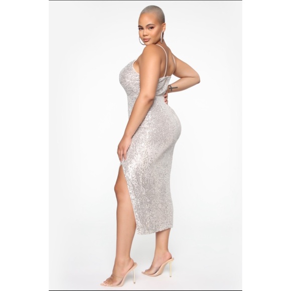 Fashion Nova Silver sequin dress with split - Picture 6 of 6